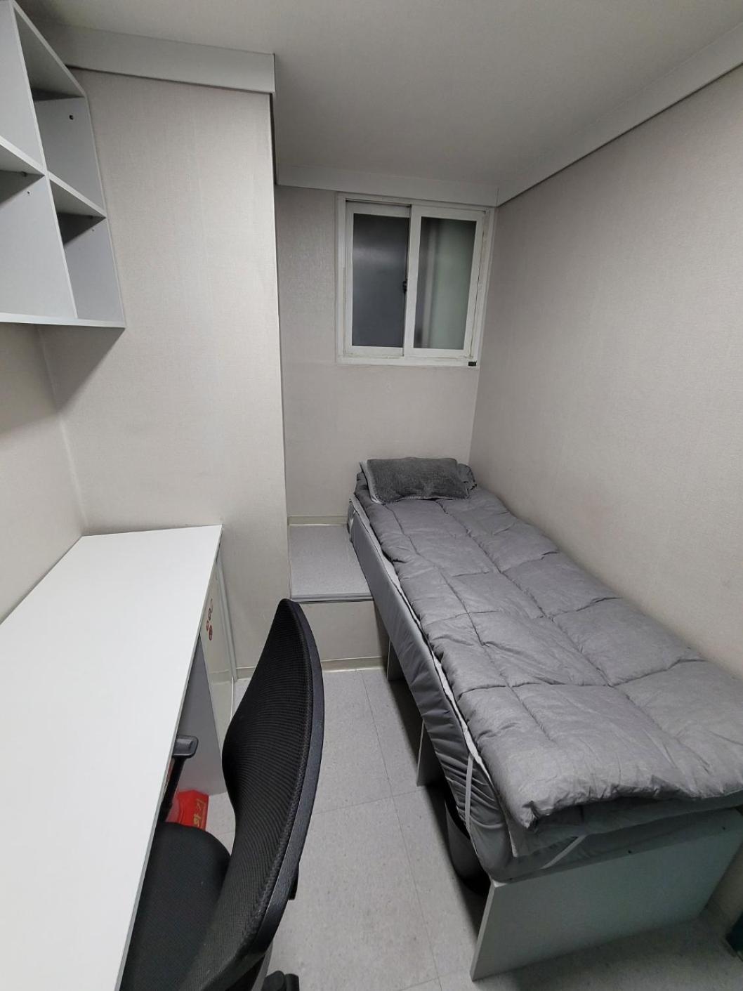 Female Only - Coco Stay Jongno Hyehwa Station Сеул Екстер'єр фото