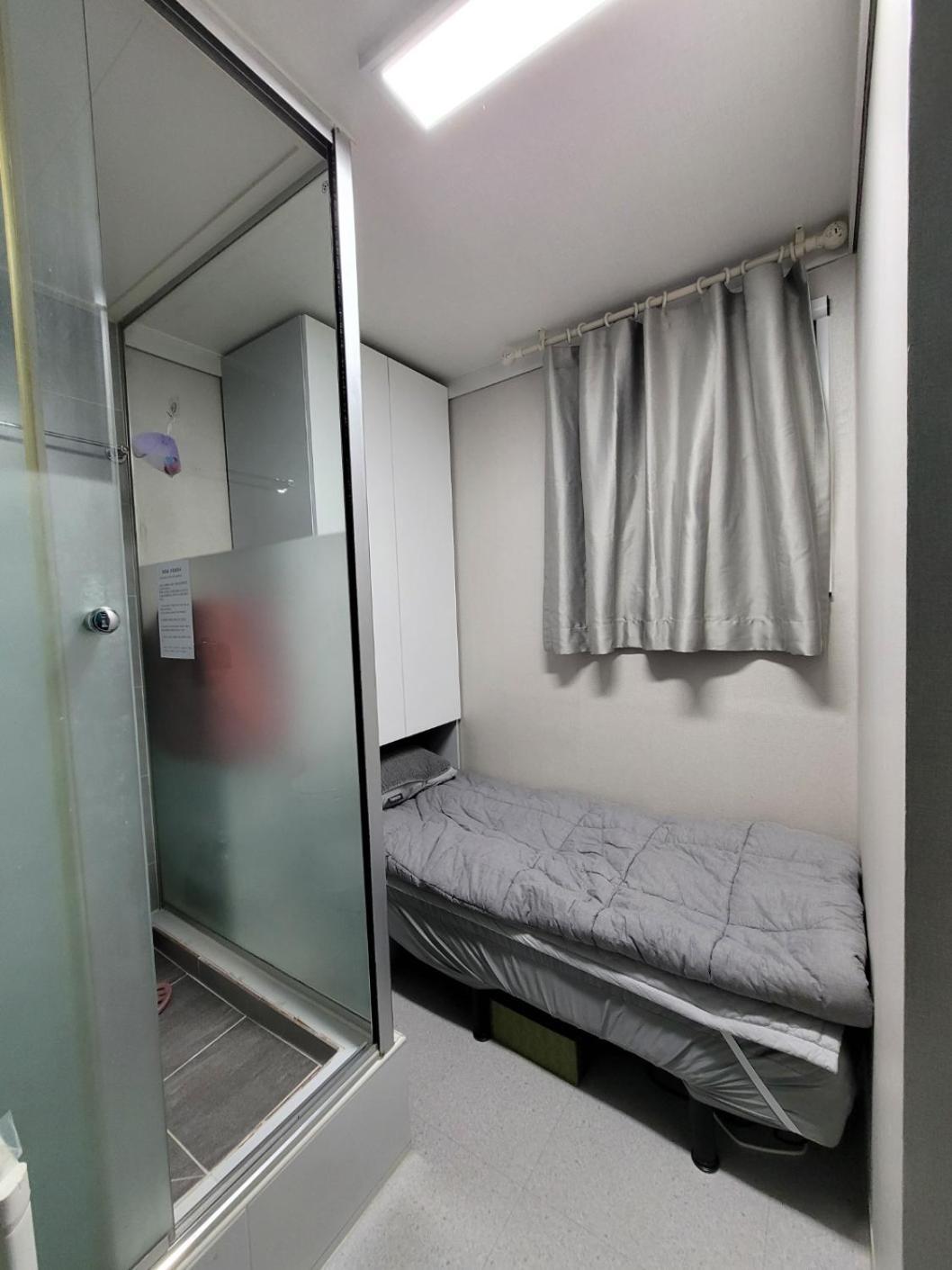 Female Only - Coco Stay Jongno Hyehwa Station Сеул Екстер'єр фото